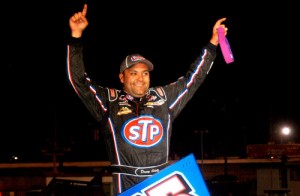 Donny Schatz, seen here from an earlier victory, scored the win in Friday's World of Outlaws STP Sprint Car Series A Main at Skagit Speedway.  Photo courtesy WoO Media