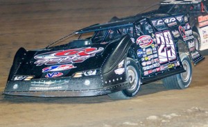 Darrell Lanigan scored his tenth World of Outlaws Late Model series victoyr of the season Thursday night at Independence Motor Speedway.  Photo by Steve Schnars
