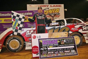 Randy Weaver left Jamaica, VA $20,000 richer after winning Saturday night's Ultimate Super Late Model feature at Virginia Motor Speedway.  Photo courtesy USLMS Media