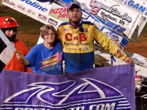 Marshall Skinner held off Morgan Turpen to score the victory in Monday's USCS Sprint Car Series race at Tri-County Race Track. Photo courtesy USCS Media